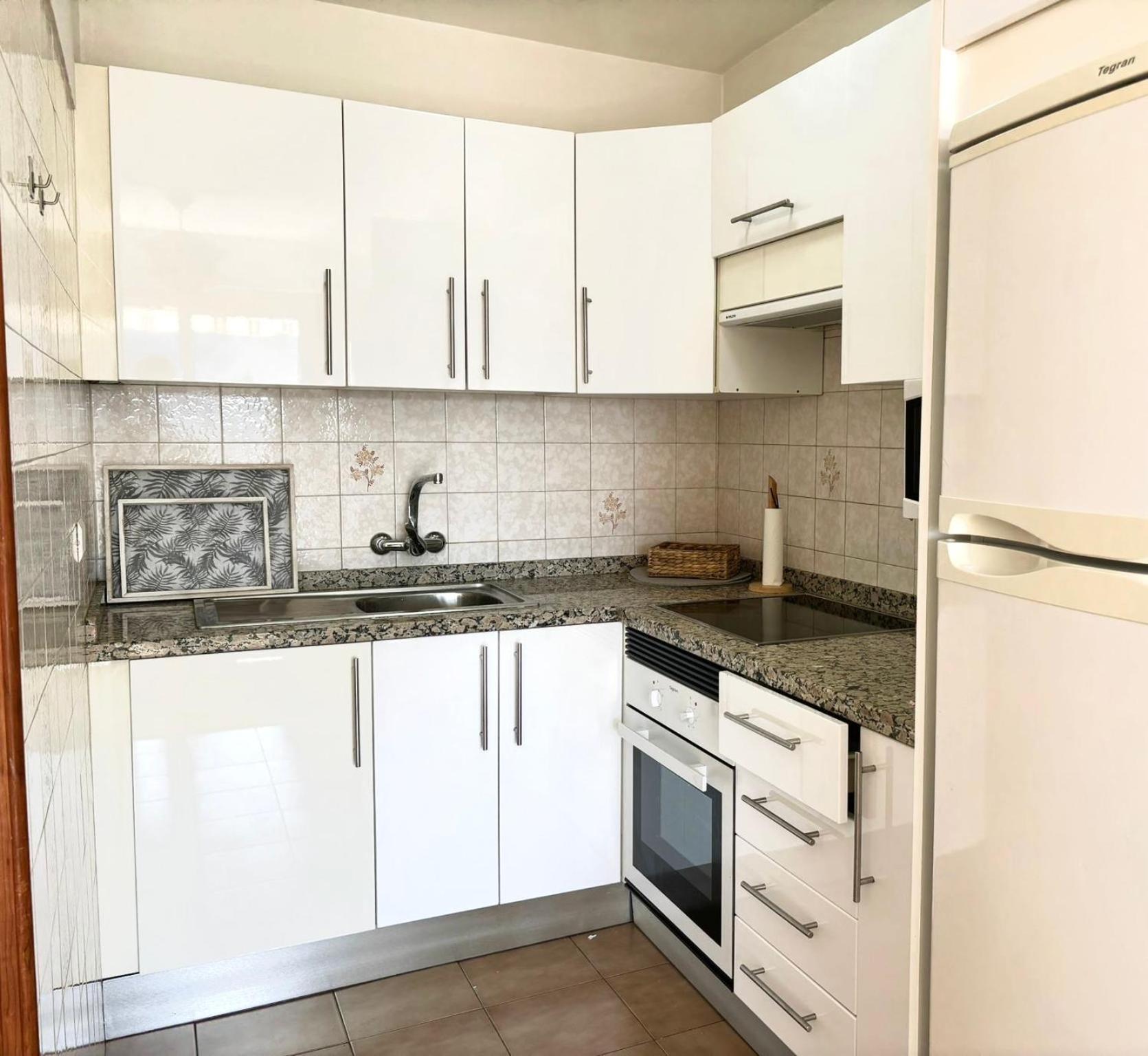 Seaview Apartment - Los Cristianos ลอส กริสเตียนอส ภายนอก รูปภาพ